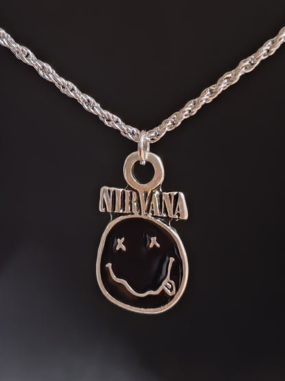 Antik Gümüş Kaplama Çelik Nirvana Rock Müzik Zincirli Kolye