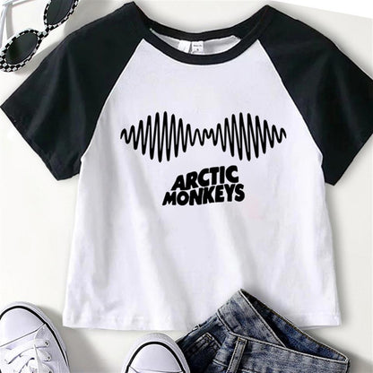 ESC BUTİK Arctic Monkeys Album Baskılı Reglan Kol Beyaz Crop