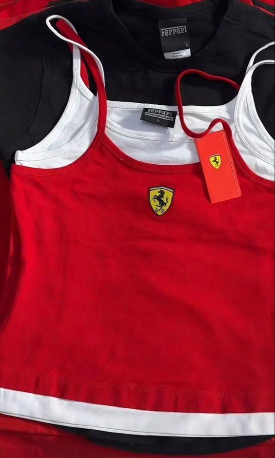 ESC BUTİK Ferrari Logo Nakış İşleme Askılı Crop Bluz