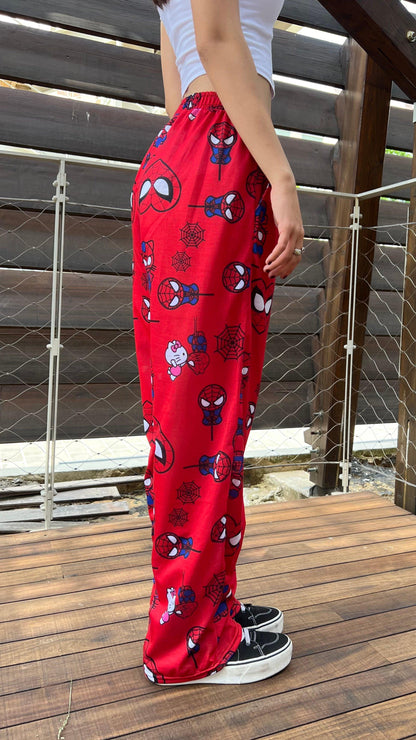 ESC BUTİK Hello Kitty & Spider-Man Detaylı Kırmızı Unisex Bol Eşofman Altı