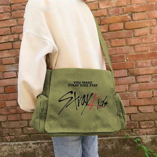 ESC BUTİK Stray Kids Baskılı Unisex Yeşil Postacı Çantası