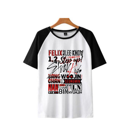 ESC BUTİK Stray Kids Poster Baskılı Reglan Kol Beyaz Unisex Oversize T-shirt