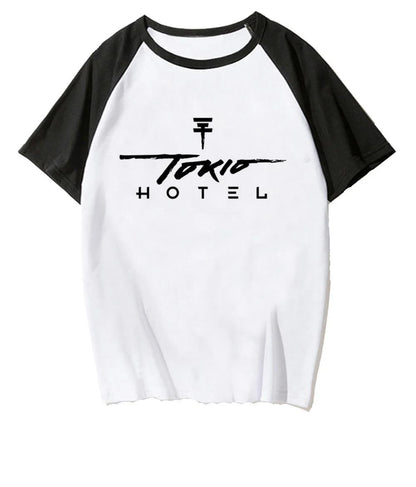 ESC BUTİK Tokio Hotel Beyaz Reglan Kol Oversize T-shirt