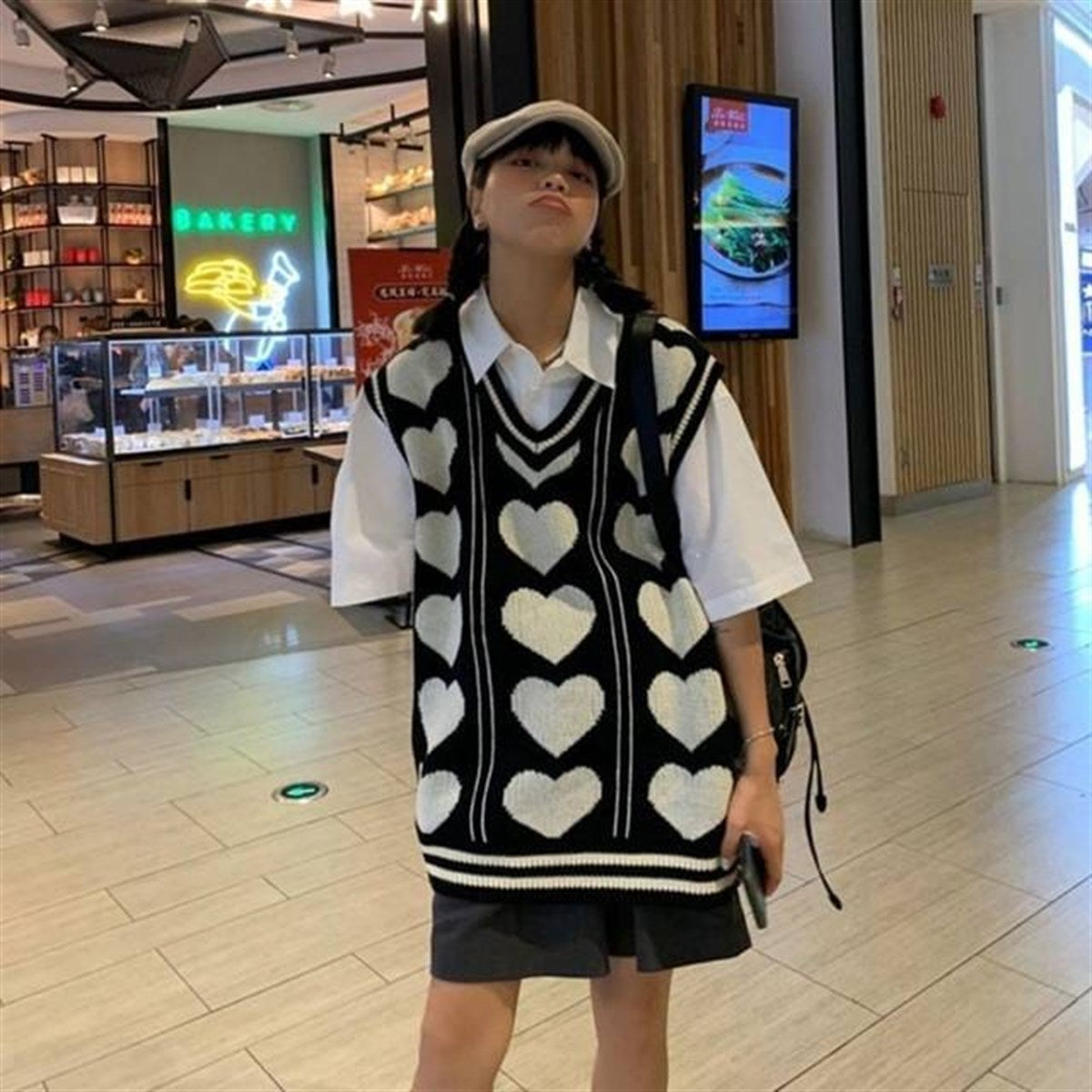 ESC BUTİK Touz Kawaii Harajuku Kalp Desenli V Yaka Oversize Süveter